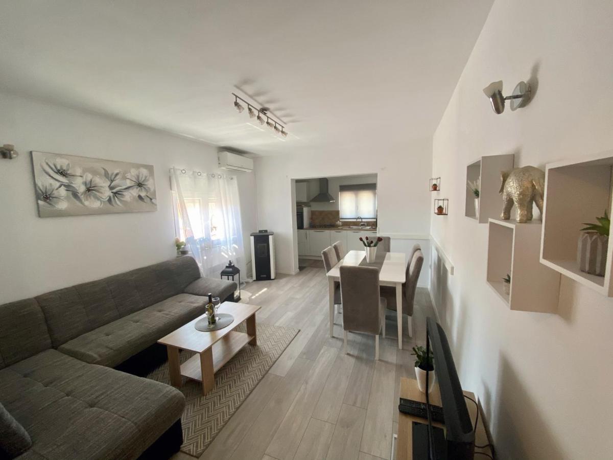Apartman Ivica Lägenhet Zadar Exteriör bild