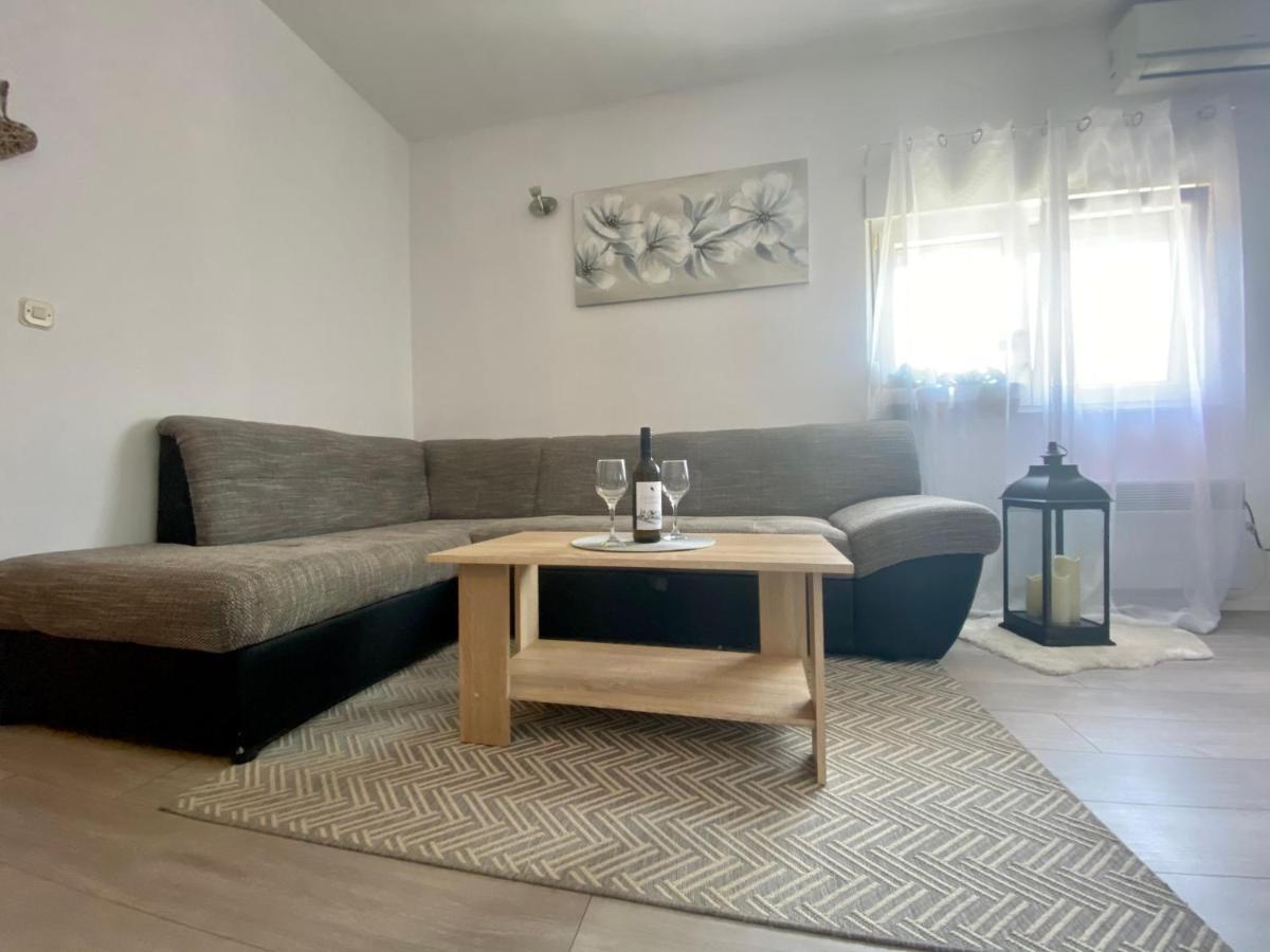 Apartman Ivica Lägenhet Zadar Exteriör bild